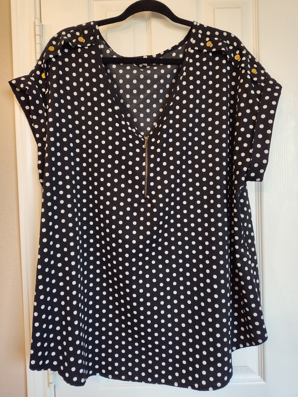 Polka Dot V-Neck Short Sleeve Top with Front Zip - Black/White